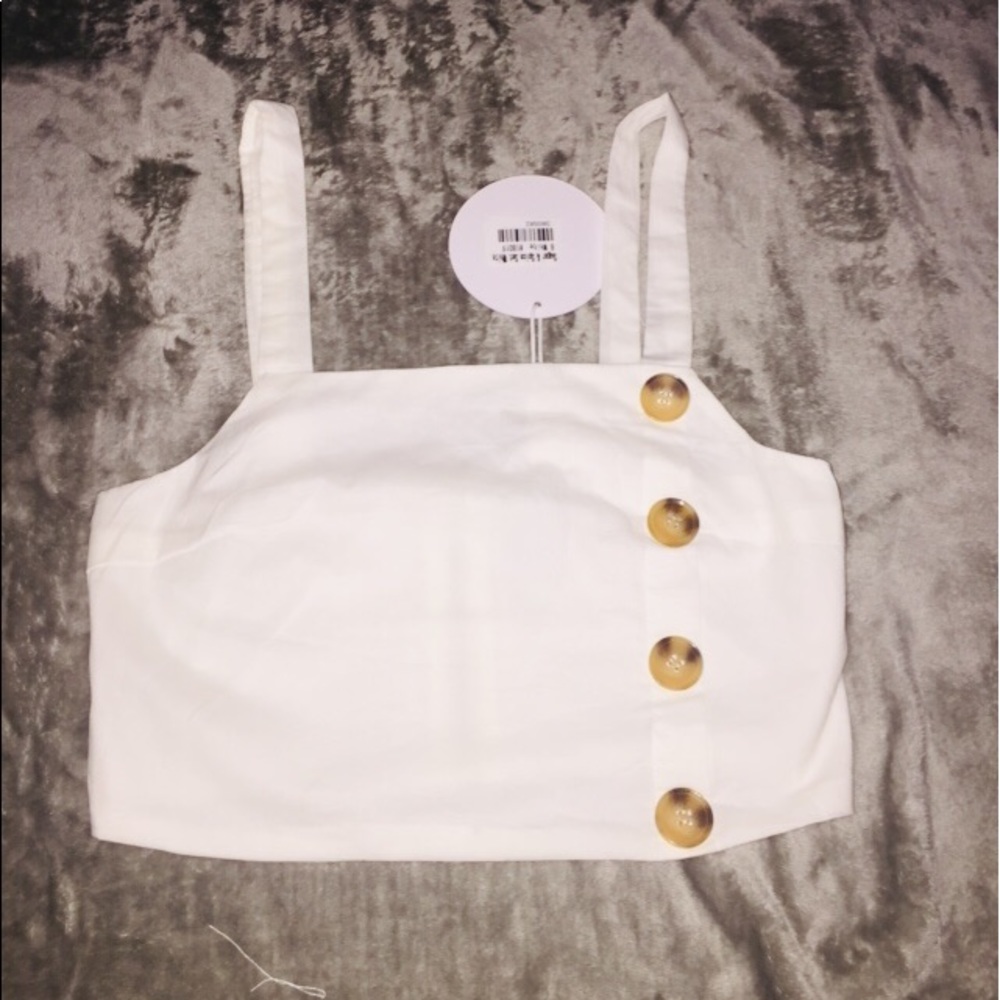 White crop top